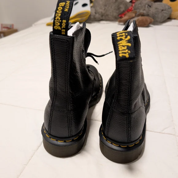 Black Leather Lace-Up Boots - Picture 5 of 16